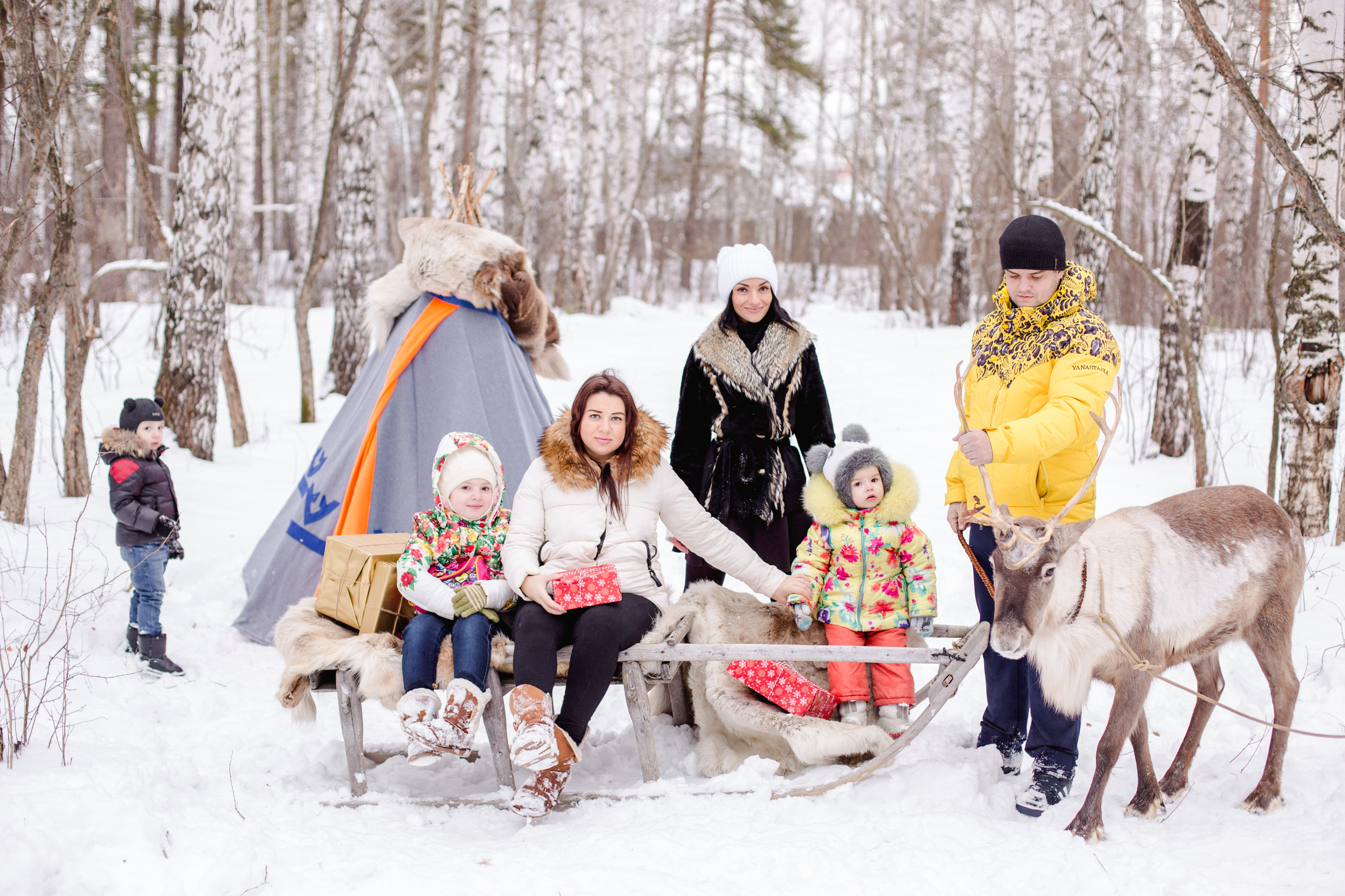 семейные фотосессии в Уральской резиденции Деда Мороза